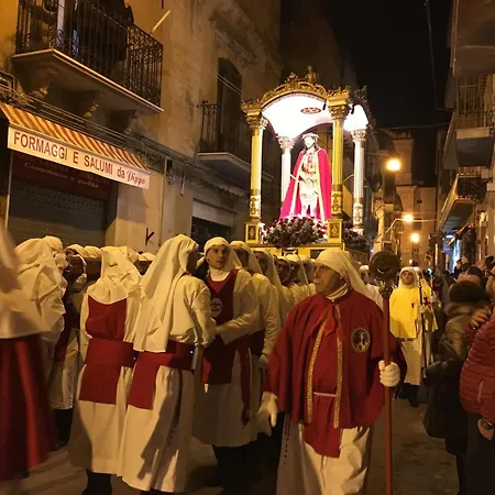 Отель Bristol Энна