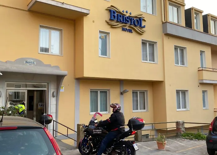 Отель Bristol Энна