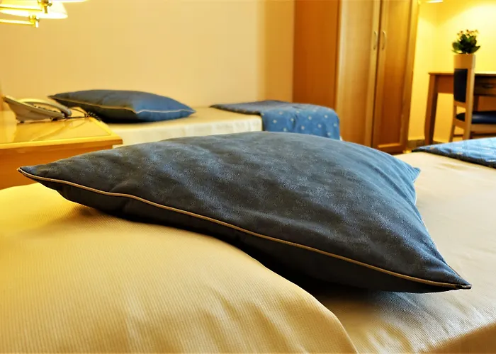 Bristol 3*