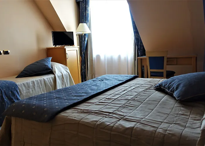 Bristol Hotel 3*